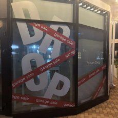 Наклейки на легкосъемной пленке для временной рекламной акции